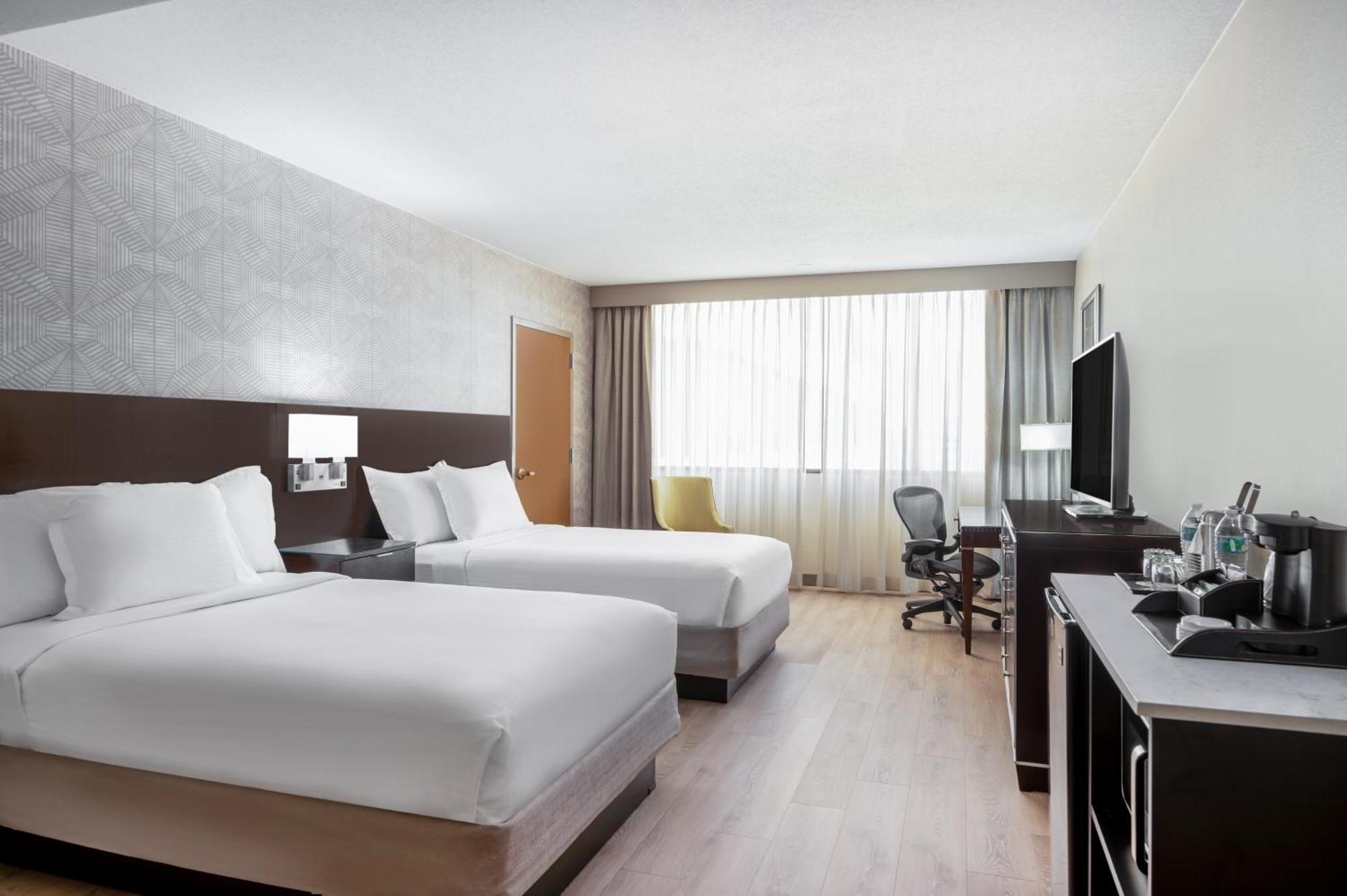 Wyndham Indianapolis Airport Hotel Екстериор снимка