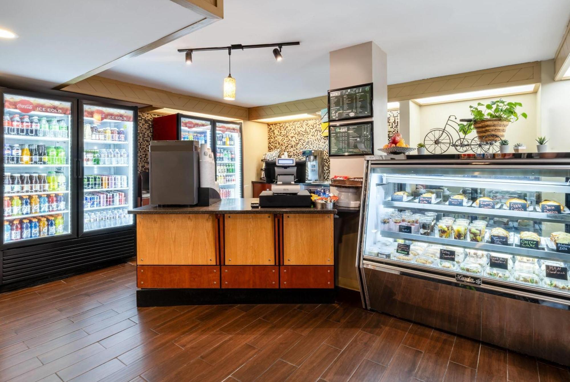 Wyndham Indianapolis Airport Hotel Екстериор снимка