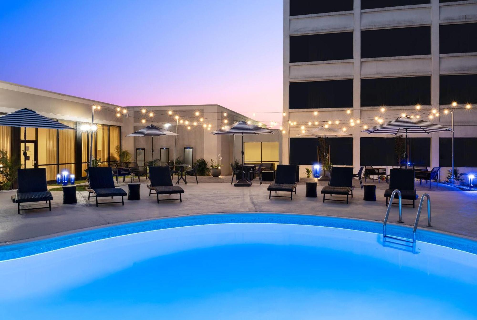 Wyndham Indianapolis Airport Hotel Екстериор снимка